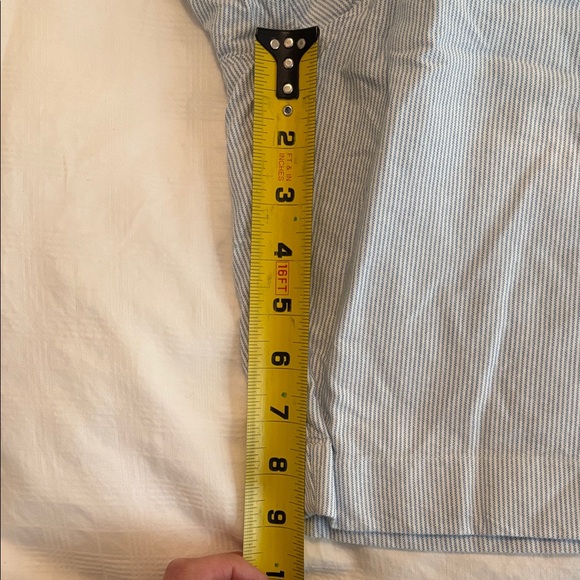 J. Crew Men’s Light Blue Pinstripe Flat Front Shorts - Picture 3 of 4